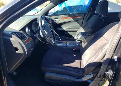 2012 Chrysler 300 из США, поврежденный, VIN 2C3CCAAG8CH114239